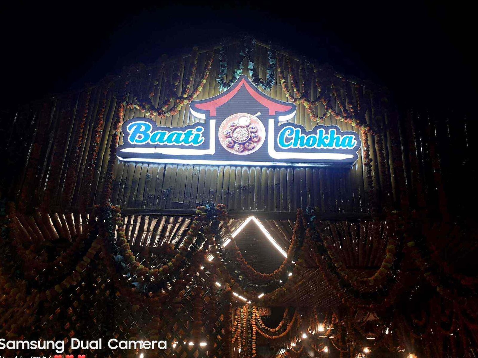 baati chokha restaurant gorakhpur