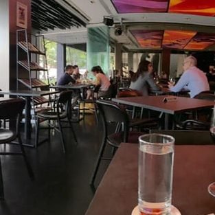 black bird cafe restaurant