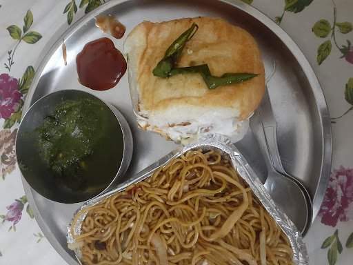 Mumbai Local Rakesh Marg