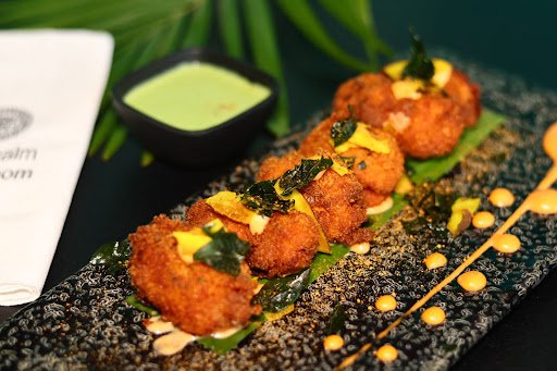 Farzi Café Dehradun – Rooftop Dining Where Flavour Meets the Sky