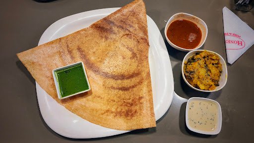 Honest Restaurant Junagadh