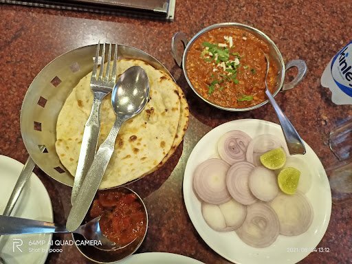 Utsav Restaurant & Banquet Hall