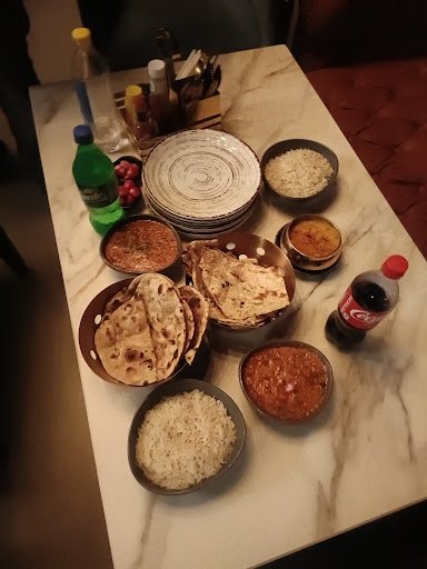 Molecule Air Bar Kitchen