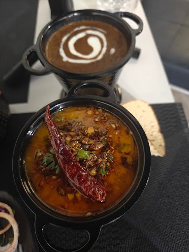 High On Curry'z ( HOC)