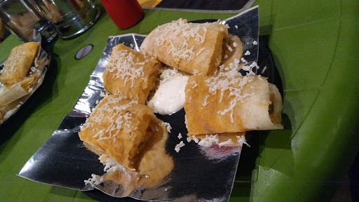 Vikis Resto - Delight in Every Bite