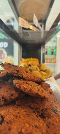 Vayaloram homely food