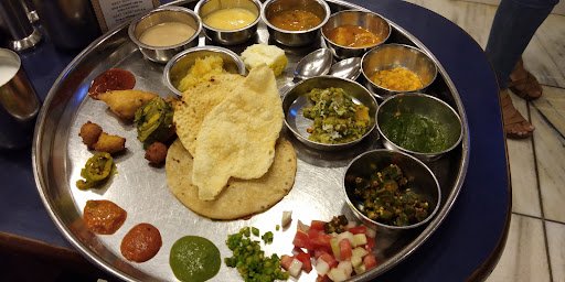 Shree Thaker Bhojanalay (Since 1945)