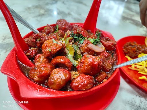 Royal foods restaurant