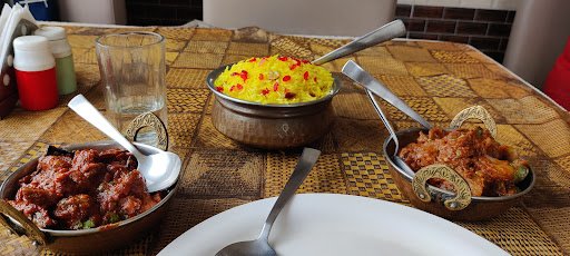 MAHABHOJ Restaurant