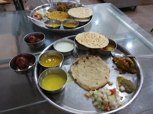 Maharaja Hotel - Best Restaurant in Raipur | South Indian Restaurant in Raipur | Best Veg Restaurant