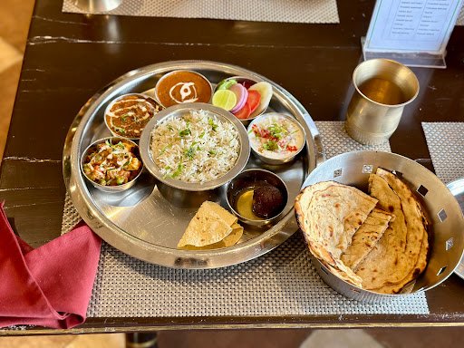 Pind Balluchi Restaurant & Bar