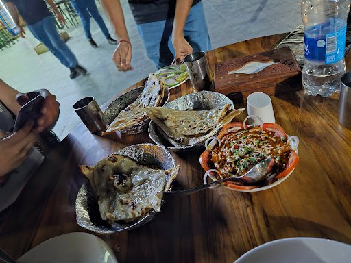 Looters, Sikar लूटर्स सीकर