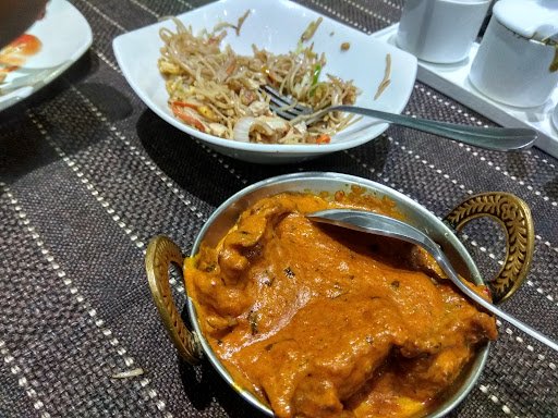 Tandoor Hut - A multi cuisine restaurant