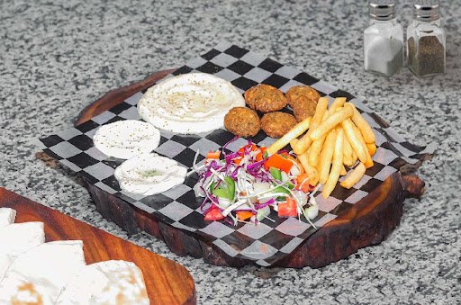 ND’s MANGO Restaurant - Vapi