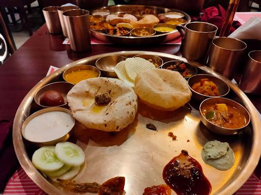 Shree Shivay Thali Dining Varanasi
