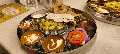 SHREE BHOJANAM - Pure Veg Restaurant Near Kashi Vishwanath Temple