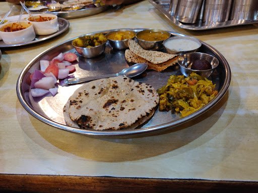 Suruchi Thali Restaurant And Caterers