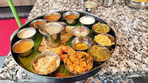Shri Sangeethas (Thillainagar, Trichy) Veg. Restaurant | Sweets | Savouries