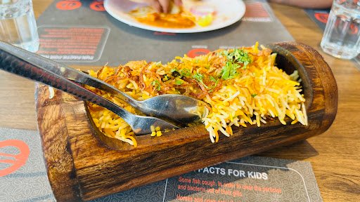 Thamboora Restaurant