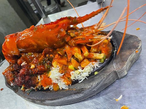 Rufi bhai’s Food Inn restaurant