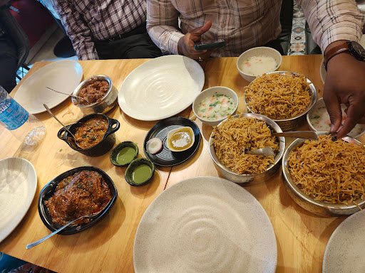 Squad Restro And Cafe