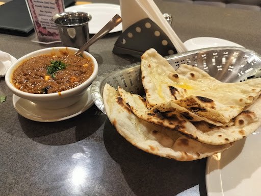 Darling Aradhana veg restaurant