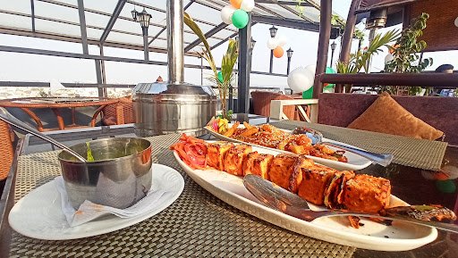 QAENAT MULTICUISINE ROOFTOP RESTAURANT