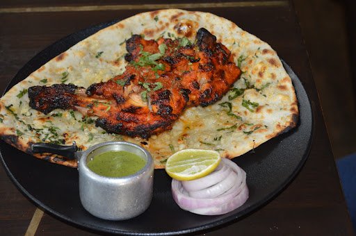 Hitchki, Viviana Mall, Thane