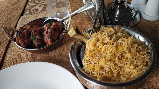 Hotel Hazarduari Family Restaurant