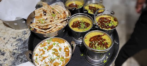 Sardaar Ji Dhaba - Prayagraj