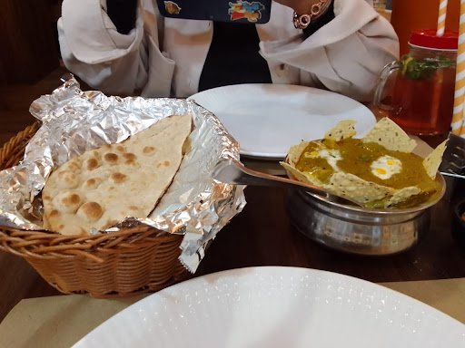 Royal Cafe & Dining : Best Restaurant in Varanasi