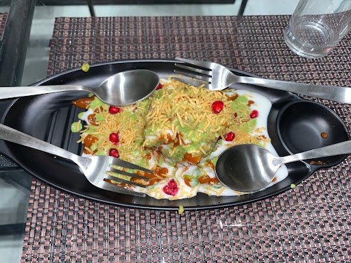 Tea Spoon Restro and Cafe is a beautiful admospier