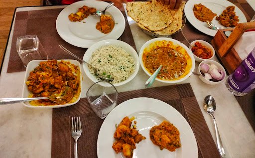 Zunoon Restaurant & Banquet Zunoon Restaurant & Banquet