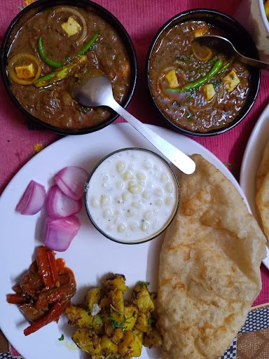 Dilliwasi Fine Dine Restaurant and Rooftop Cafe