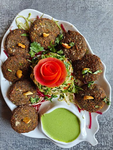 Hotel Purnima Restaurant - Best Family Restaurant In Gandhinagar, Best Hotel In Gandhinagar, AC Rooms