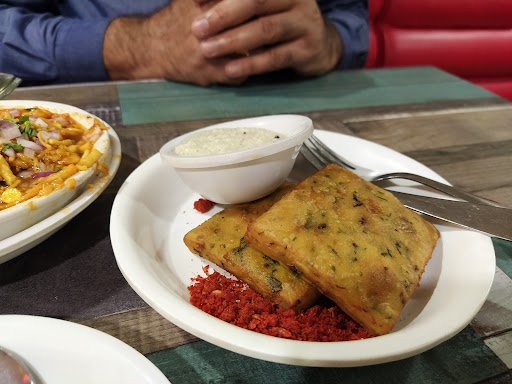 Aaswad Upahar & Mithai Gruh