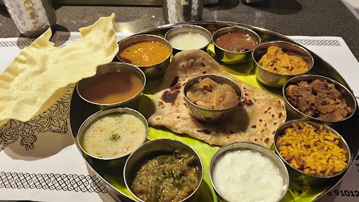 Shri Sangeethas (W.B. Road, Trichy) Veg. Restaurant | Sweets | Savouries