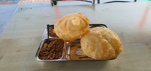 Tamanna Hotel & Family Restaurant