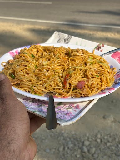 The Highway Diner (Mystic View Point & Fastfood van)