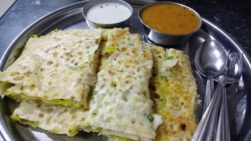 Gajanand fast food Centre(pragji tower)