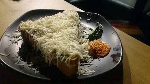 Foodaholic-buddy of foodie