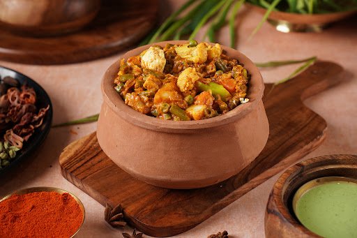  -Best Restaurant in Vapi |North Indian Restaurant |Family Restaurant in Vapi