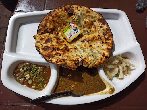 Amritsari Kulcha Sardar Ji Ludhiana Wale