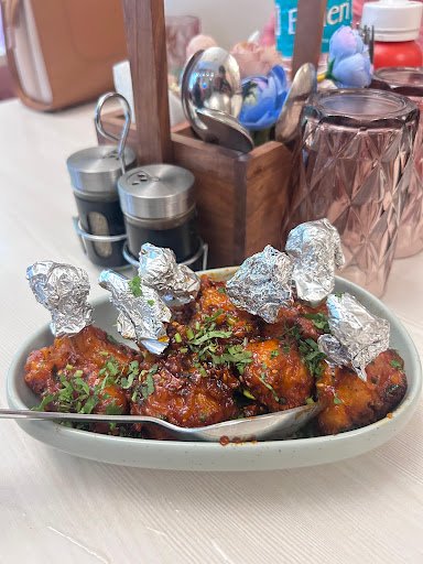 The Foodies Nest Cafe