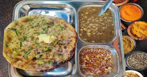 The Amritsari Flavour Feast | Best amritsari kulcha,naan,kulcha in hoshiarpur