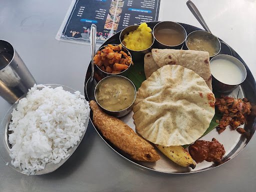 Samrudhi Grand - Veg Restaurant Tumkur