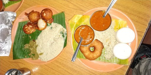 Sri Meenakshi Bhavan