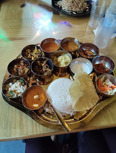 GREENCHILLYZ Cafe & Catering