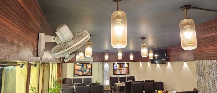 flavours restaurant family resturant in prayagraj