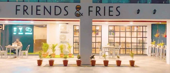 friends fries cafe 1